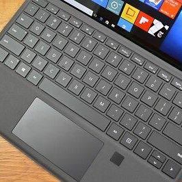 Microsoft Surface Pro Type Cover with Fingerprint ID Reader - Black (1755)